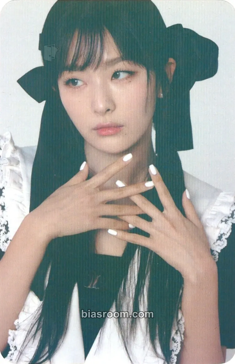 Seulgi 2024 Season's Greetings Photocard - Red Velvet - Red Velvet K-pop photocard