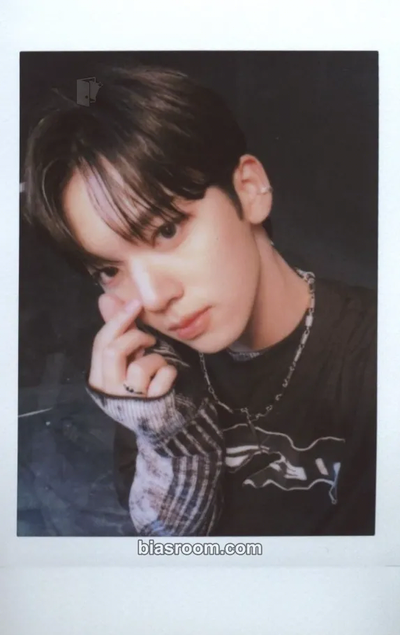Yujin Youth in the Shade Photocard - ZEROBASEONE - ZEROBASEONE K-pop photocard
