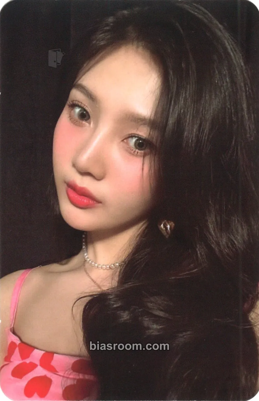 Joy 2024 Season's Greetings Photocard - Red Velvet - Red Velvet K-pop photocard