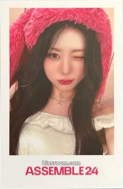 Hyerin Assemble24 Photocard - tripleS - tripleS K-pop photocard