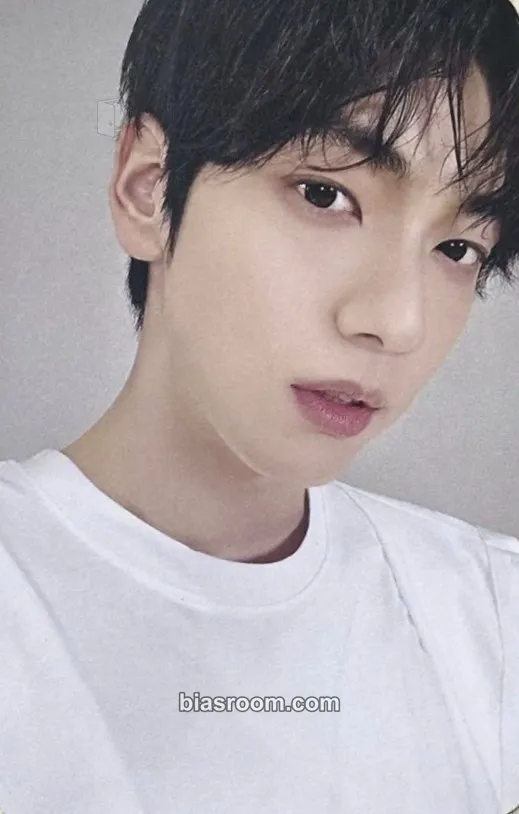 Soobin The Star Chapter: Sanctuary Photocard - TOMORROW X TOGETHER - TOMORROW X TOGETHER K-pop photocard