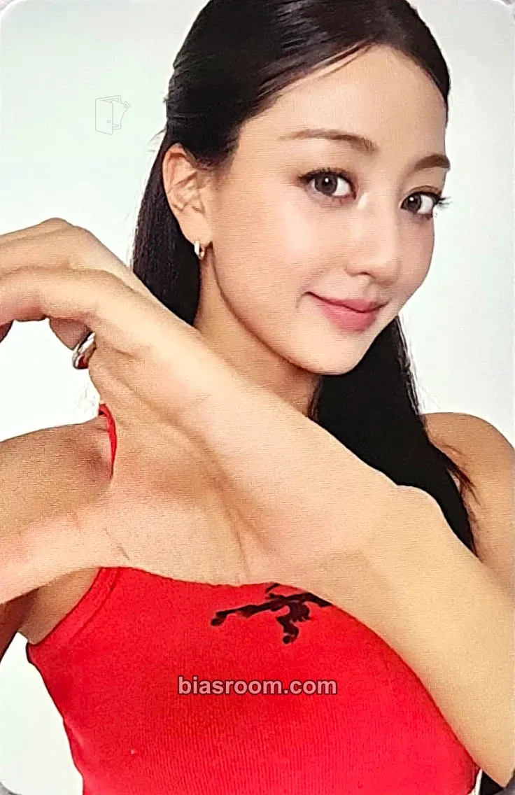 Jihyo 2026 Season’s Greetings: RED WHISPERS Photocard - TWICE - TWICE K-pop photocard