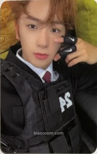 Hyunjae Maverick Photocard - THE BOYZ - THE BOYZ K-pop photocard