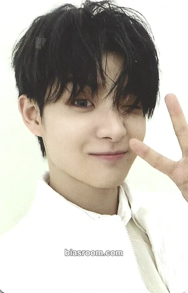 Jihoon THE SECOND STEP : CHAPTER ONE Photocard - TREASURE - TREASURE K-pop photocard