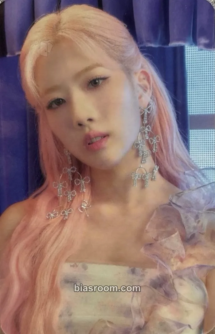 Kim Lip Flip That Photocard - LOONA - LOONA K-pop photocard