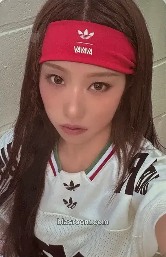 Choi Jungeun Not Just Pretty Photocard - izna - izna K-pop photocard