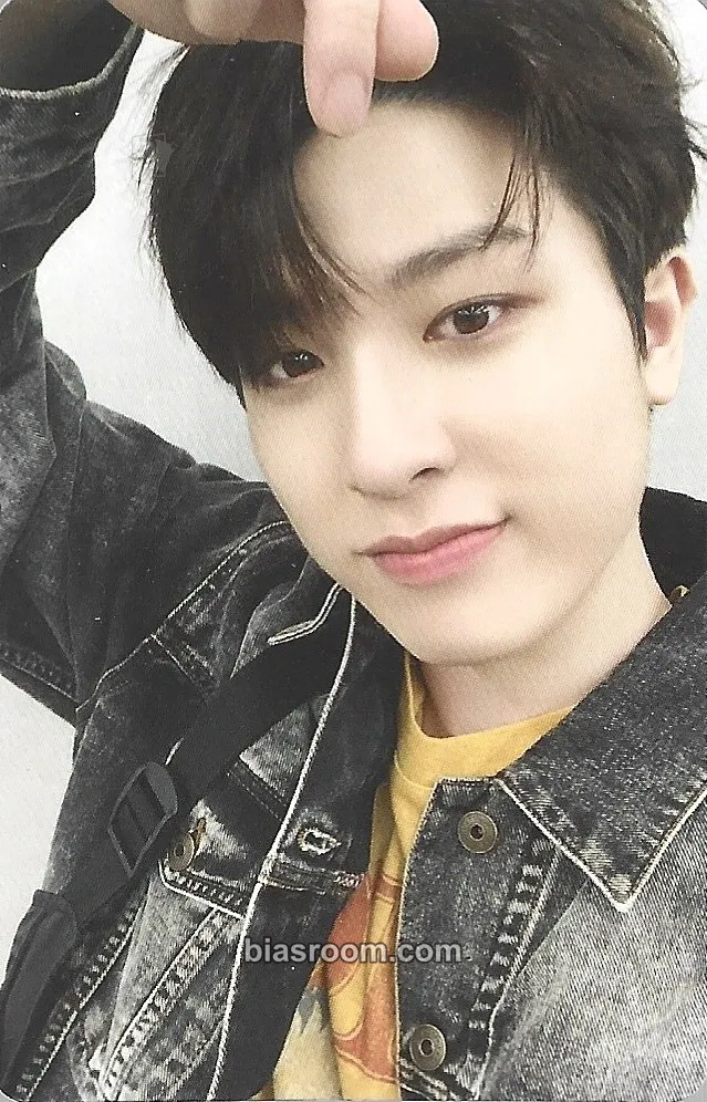 So Junghwan THE SECOND STEP : CHAPTER ONE Photocard - TREASURE - TREASURE K-pop photocard