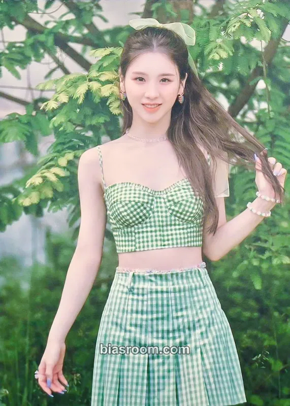 HeeJin Flip That Photocard - LOONA - LOONA K-pop photocard