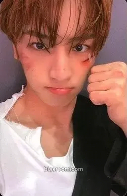 Hyunjae Maverick Photocard - THE BOYZ - THE BOYZ K-pop photocard