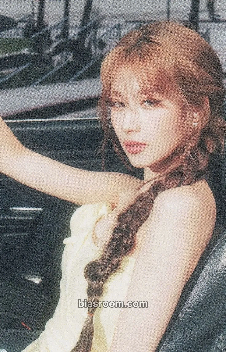 Sana HAUTE COUTURE Photocard - TWICE - TWICE K-pop photocard