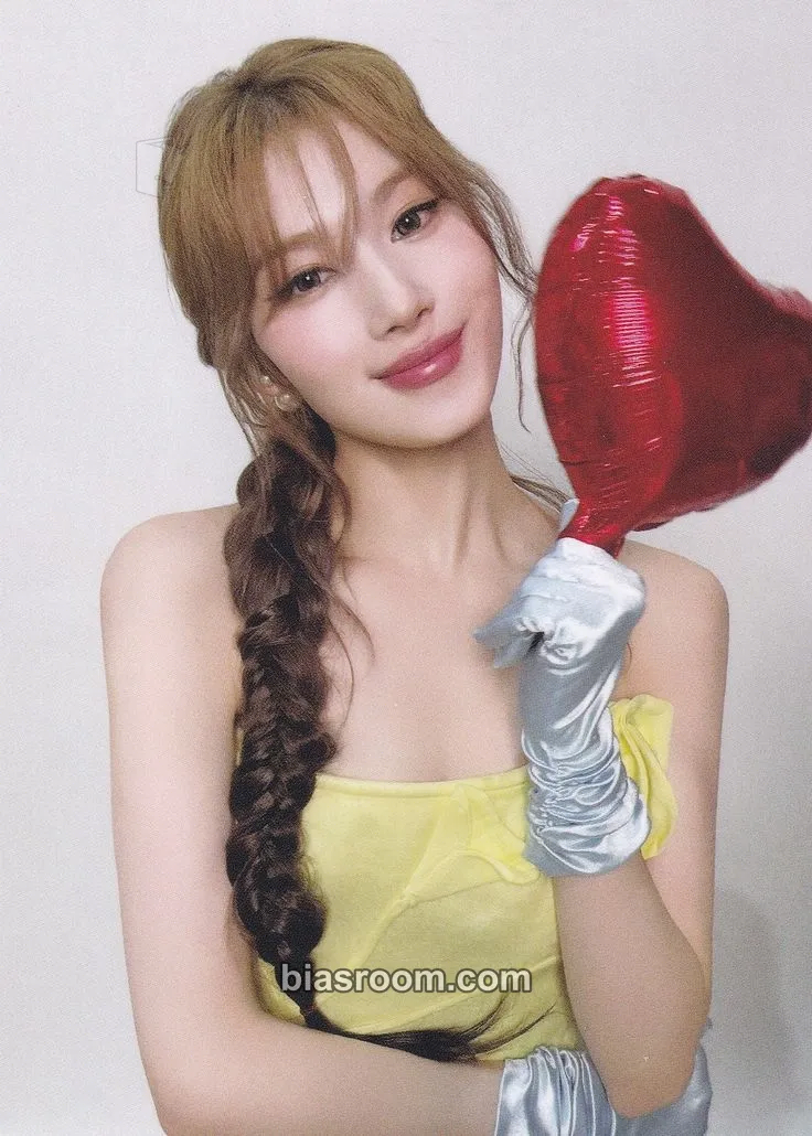 Sana HAUTE COUTURE Photocard - TWICE - TWICE K-pop photocard