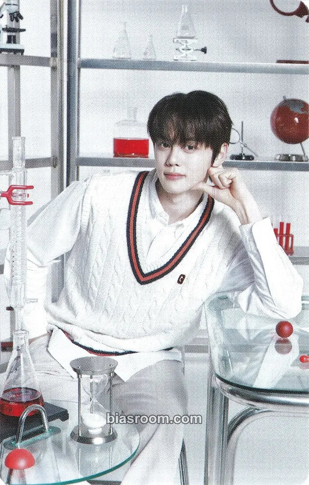 Gyuvin ZB1 x Medipeel Photocard - ZEROBASEONE - ZEROBASEONE K-pop photocard