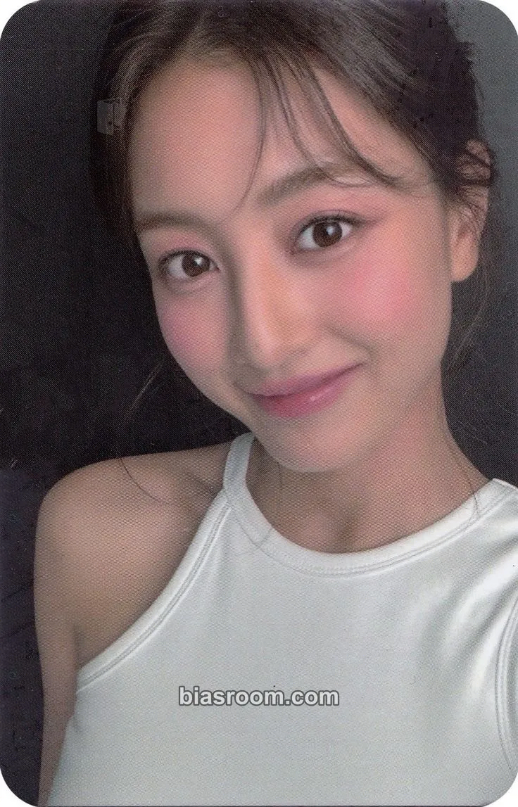 Jihyo JIHYO x Milktouch Photocard - TWICE - TWICE K-pop photocard