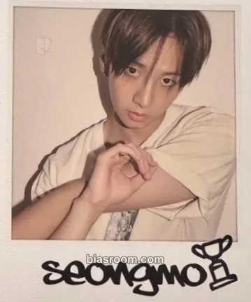 Seongmo Trophy Photocard - 82Major - 82Major K-pop photocard