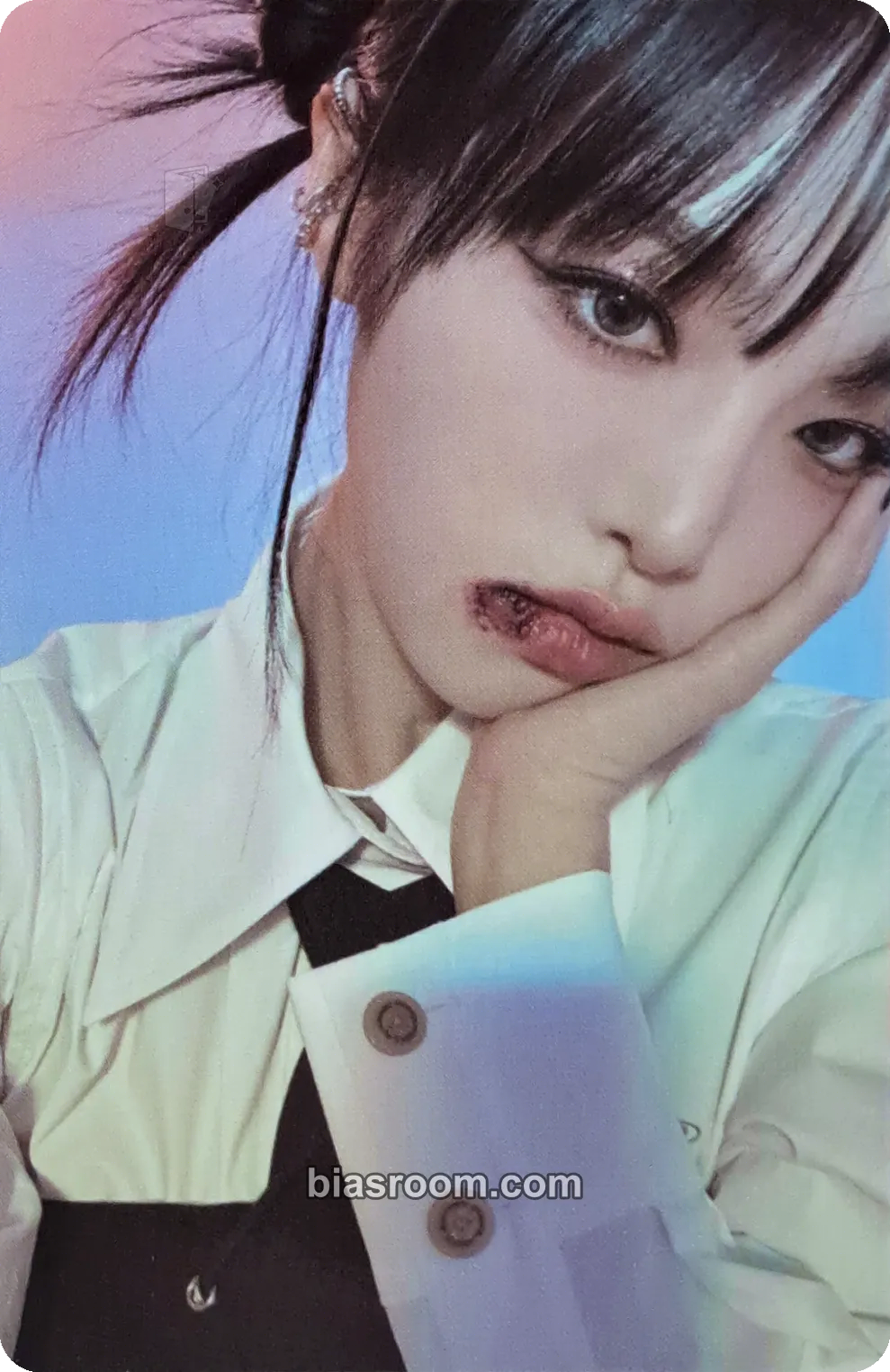 Yena Love War Photocard - Yena K-pop photocard