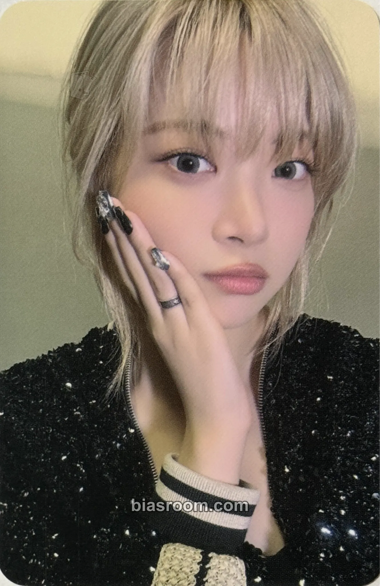 Hong Eunchae EASY Photocard - LE SSERAFIM - LE SSERAFIM K-pop photocard