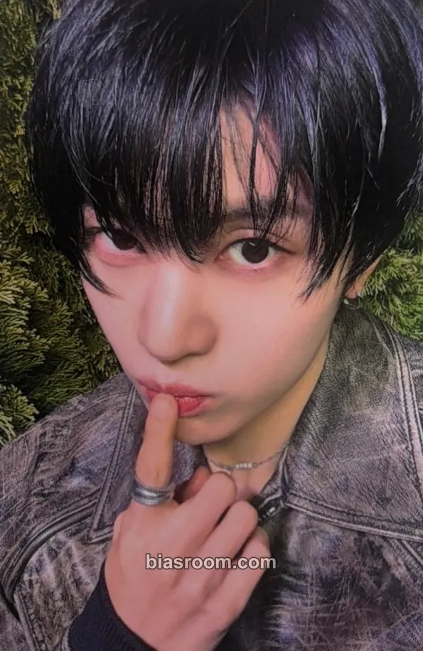 Matthew Blue Paradise Photocard - ZEROBASEONE - ZEROBASEONE K-pop photocard