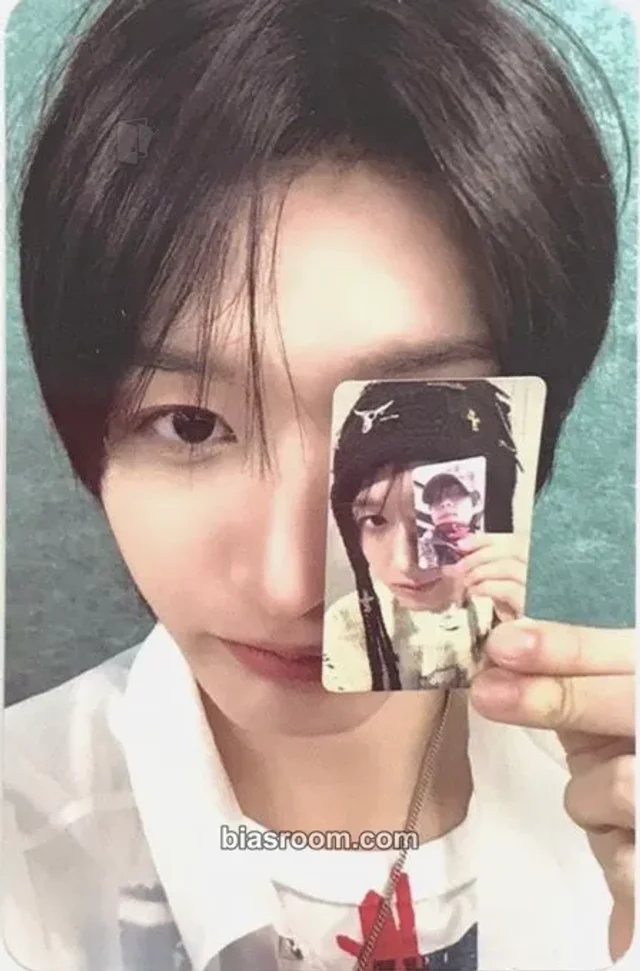 KickFlip - Donghwa - Kick Out, Flip Now! Album album photocard pob (pre-order benefit)