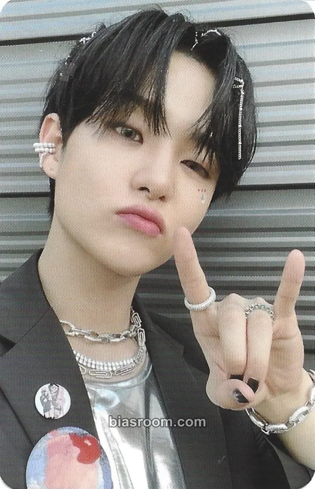 Jihoon THE SECOND STEP : CHAPTER TWO Photocard - TREASURE - TREASURE K-pop photocard