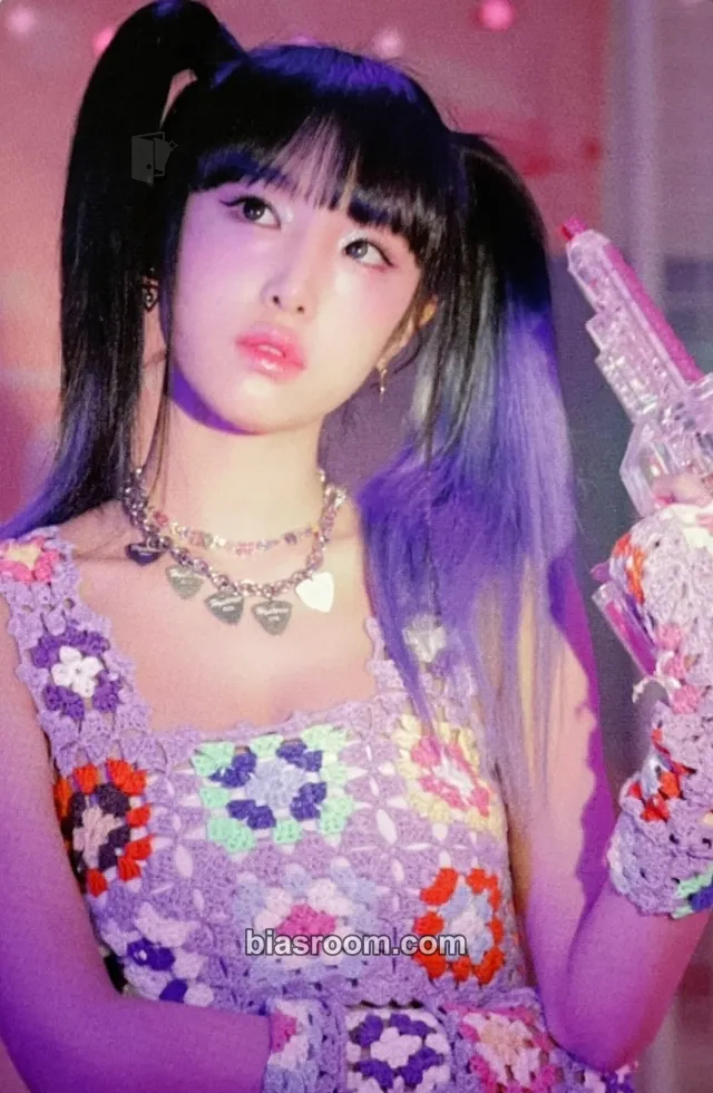 Yena SMARTPHONE Photocard - Yena K-pop photocard