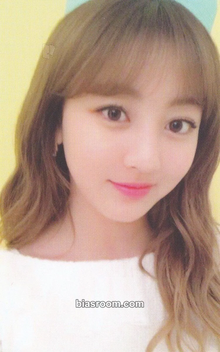 Jihyo ONCE Fanclub 1st Generation Photocard - TWICE - TWICE K-pop photocard