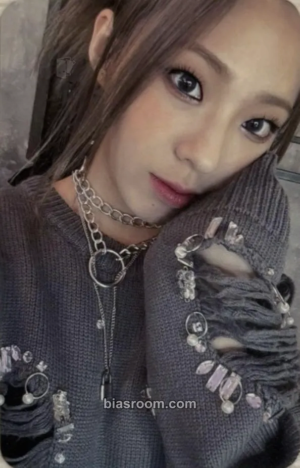 Chaerin SIREN Photocard - ICHILLIN’ - ICHILLIN’ K-pop photocard