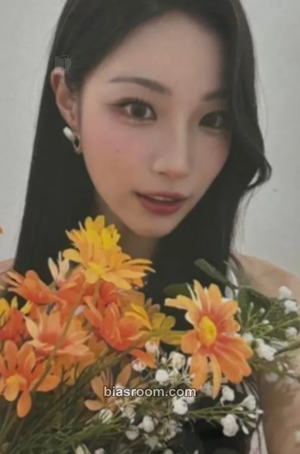 Yeju I'M ON IT! Photocard - ICHILLIN’ - ICHILLIN’ K-pop photocard