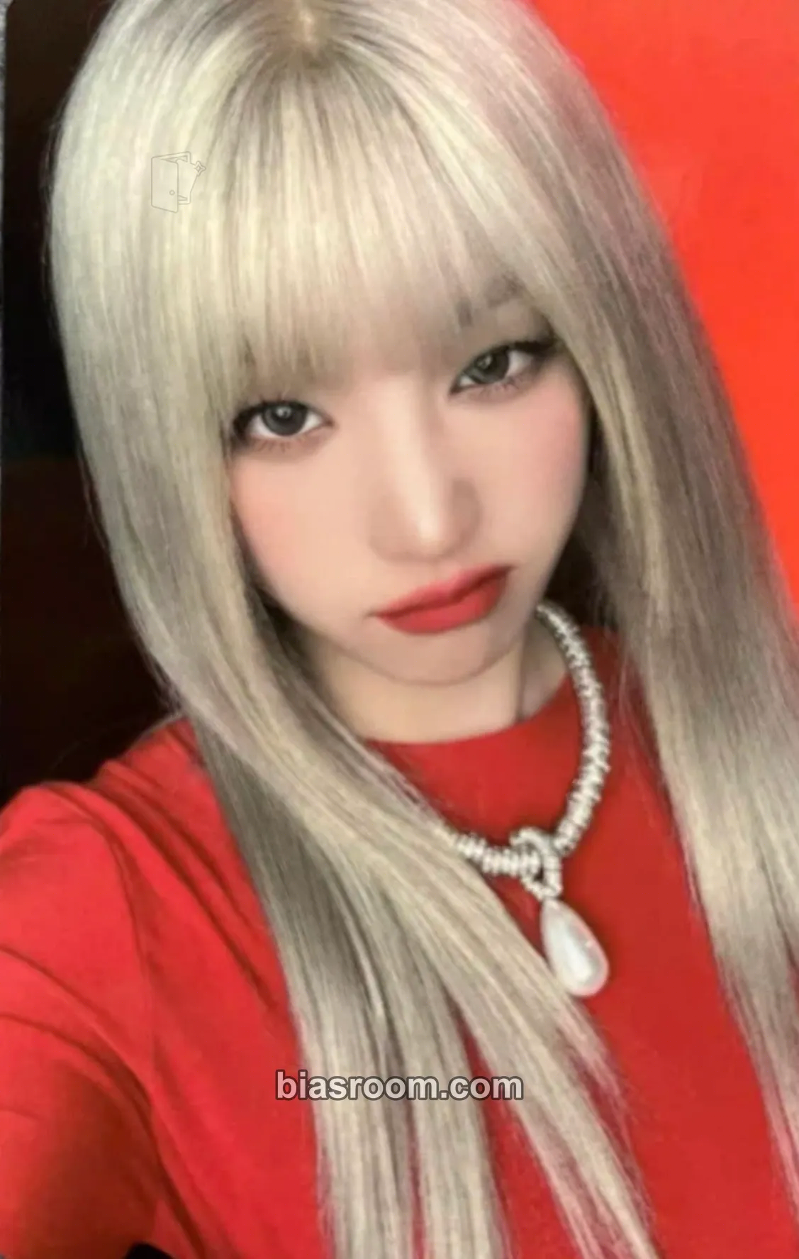 Yuqi Yuqi x Qrsessed Photocard - i-dle - i-dle K-pop photocard