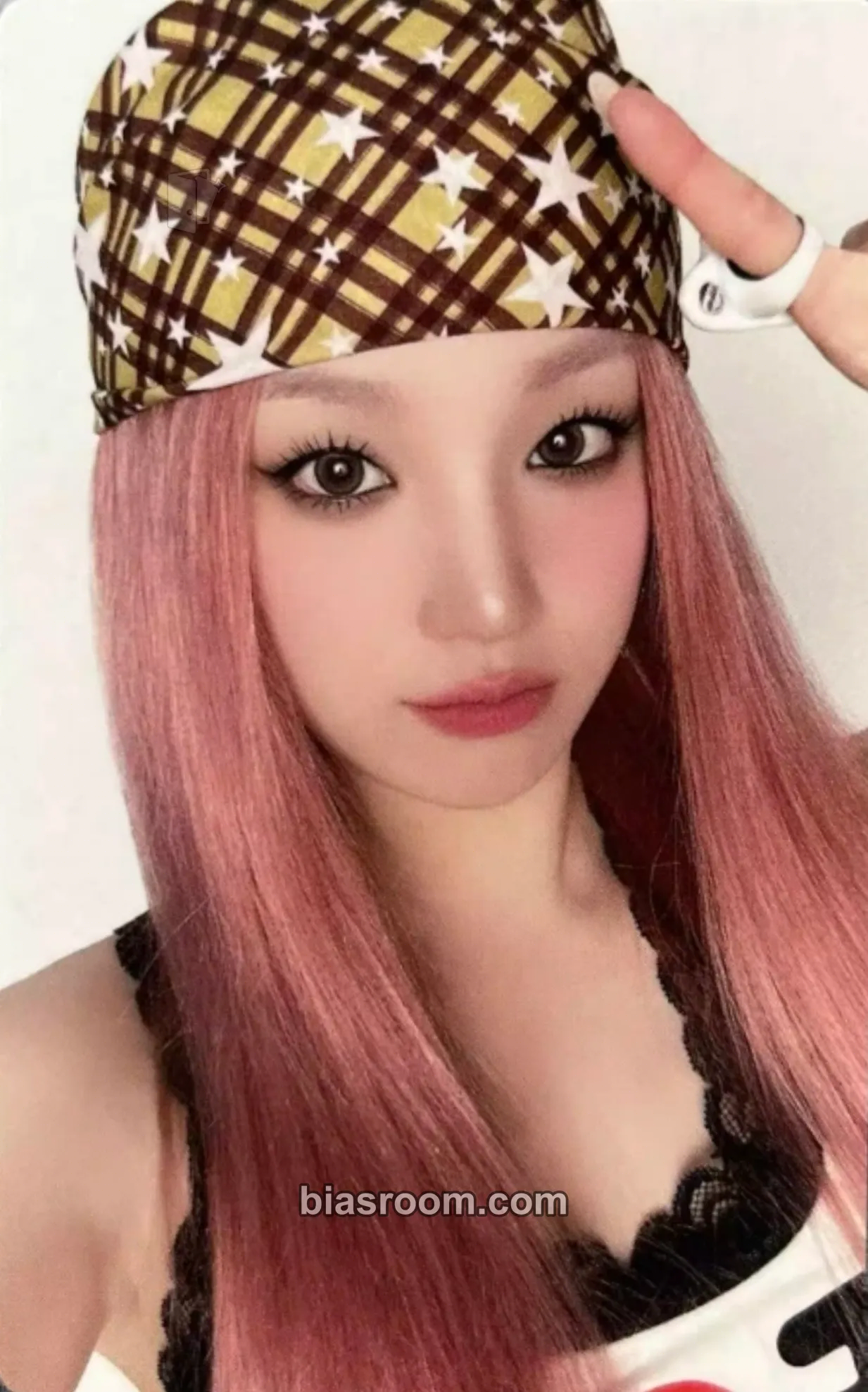 Yuqi Yuqi x Qrsessed Photocard - i-dle - i-dle K-pop photocard