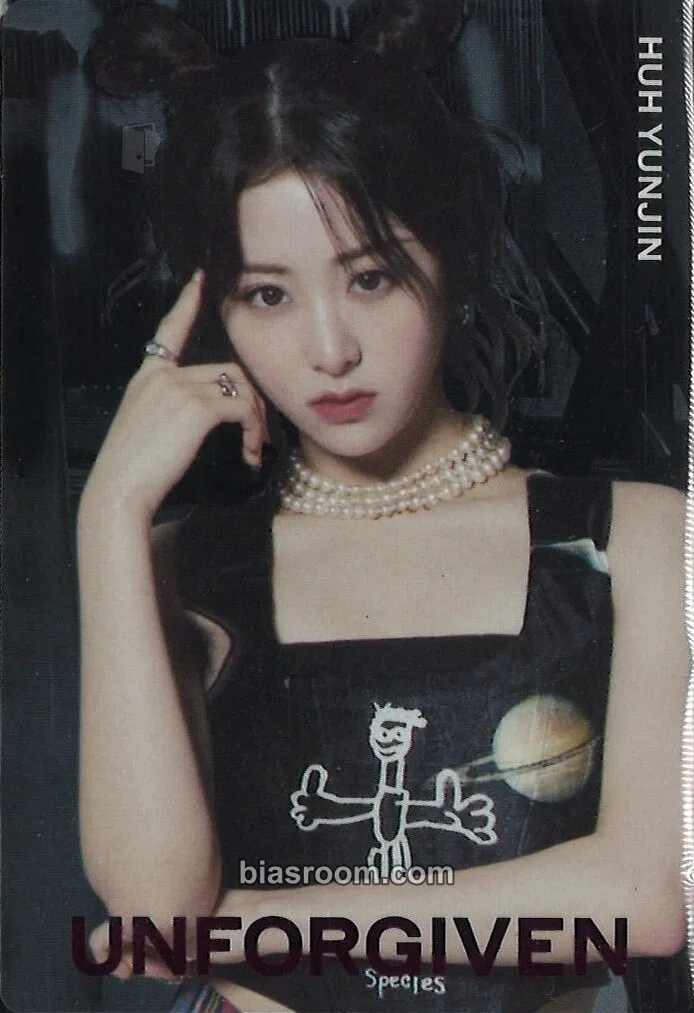 Huh Yunjin Bandai Namco Wafers x Le Sserafim Photocard - LE SSERAFIM - LE SSERAFIM K-pop photocard