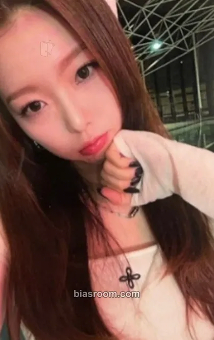 Jackie Feelin' Hot Photocard - ICHILLIN’ - ICHILLIN’ K-pop photocard