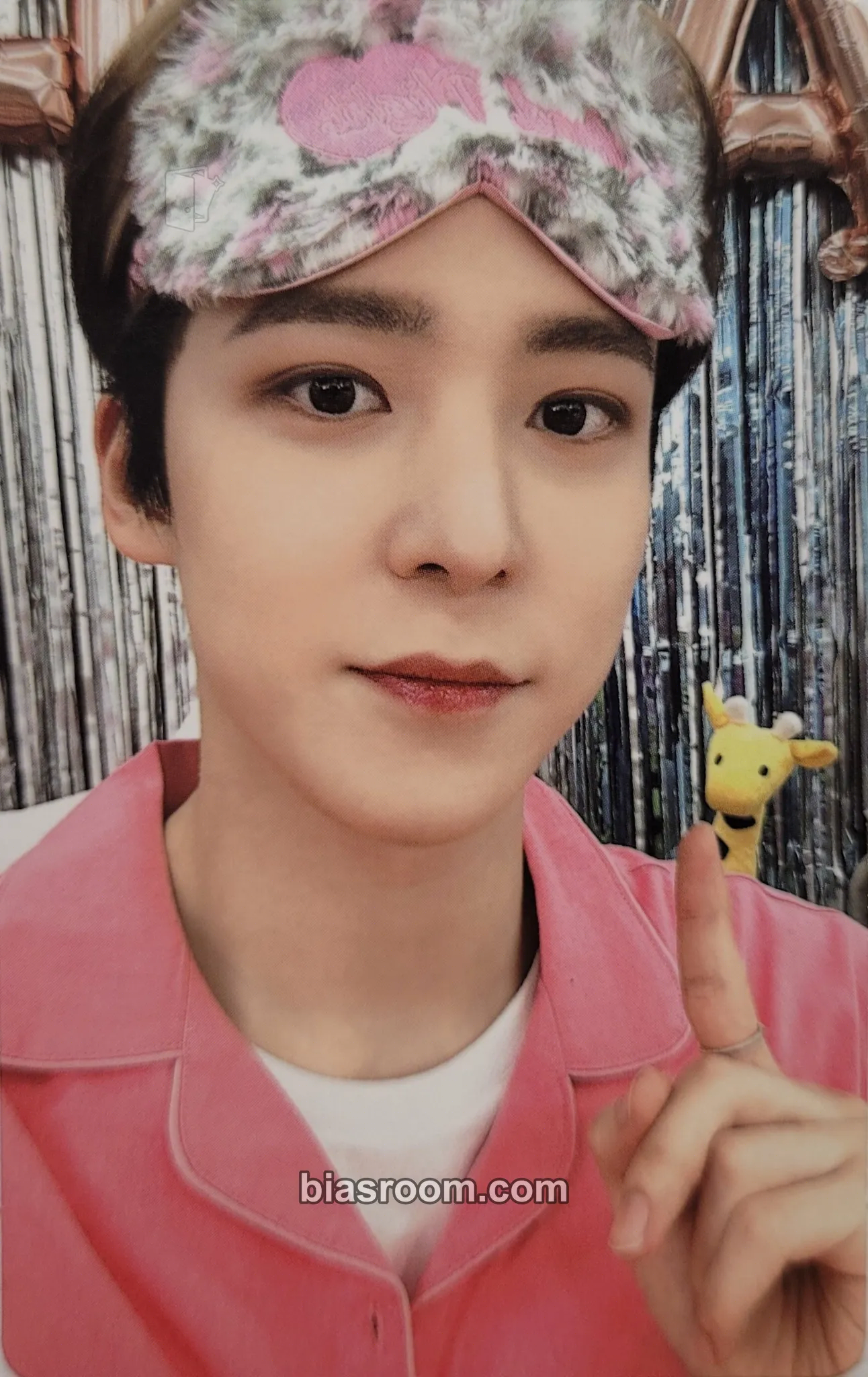 Yunho THE WORLD EP.1 : MOVEMENT Photocard - ATEEZ - ATEEZ K-pop photocard