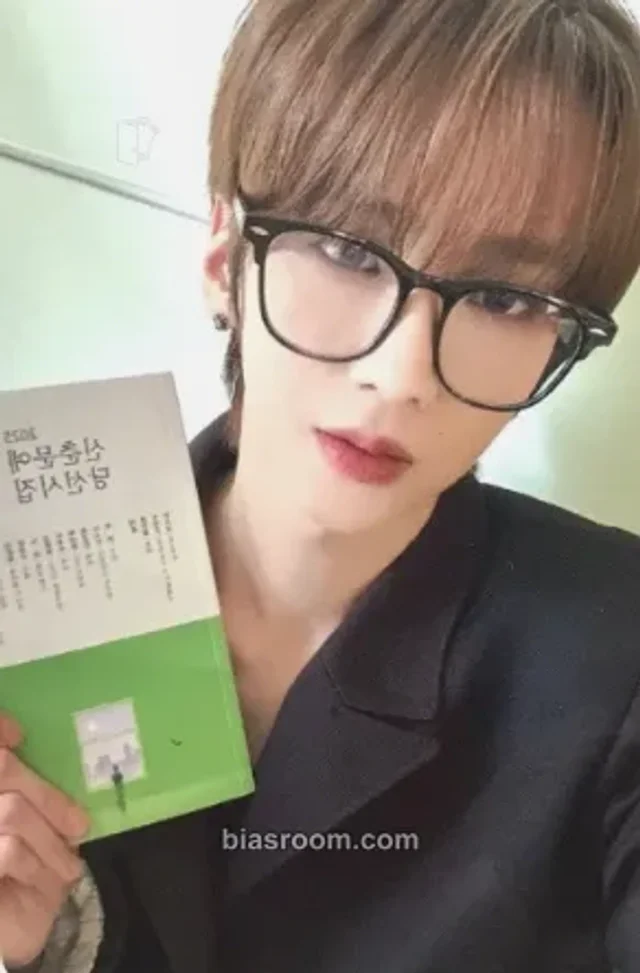 82Major - Seongmo - Trophy Album everline video call (fancall) photo event round 2