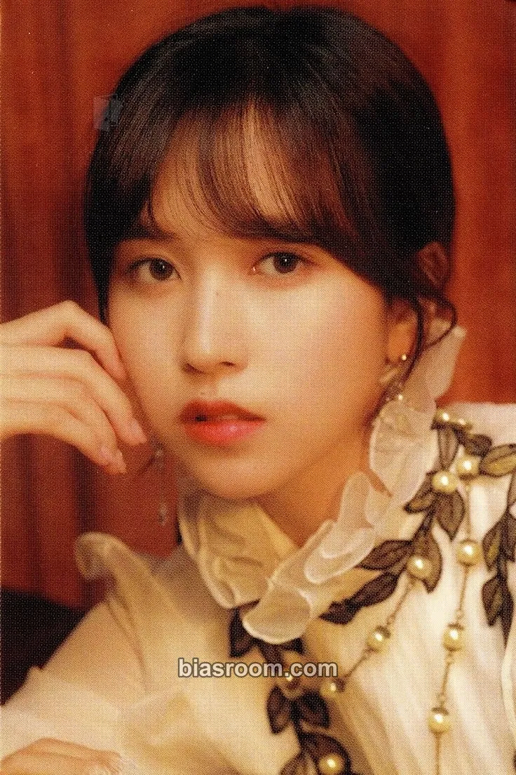 Mina 2019 Season's Greetings: THE ROSES Photocard - TWICE - TWICE K-pop photocard