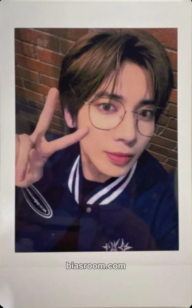 Taehyun Act: Tomorrow Photocard - TOMORROW X TOGETHER - TOMORROW X TOGETHER K-pop photocard