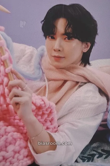 Yeosang 8M1S Snowman Factory Photocard - ATEEZ - ATEEZ K-pop photocard