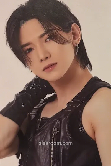 Yeosang The Fellowship : Break The Wall World Tour 2022 - 2023 Photocard - ATEEZ - ATEEZ K-pop photocard