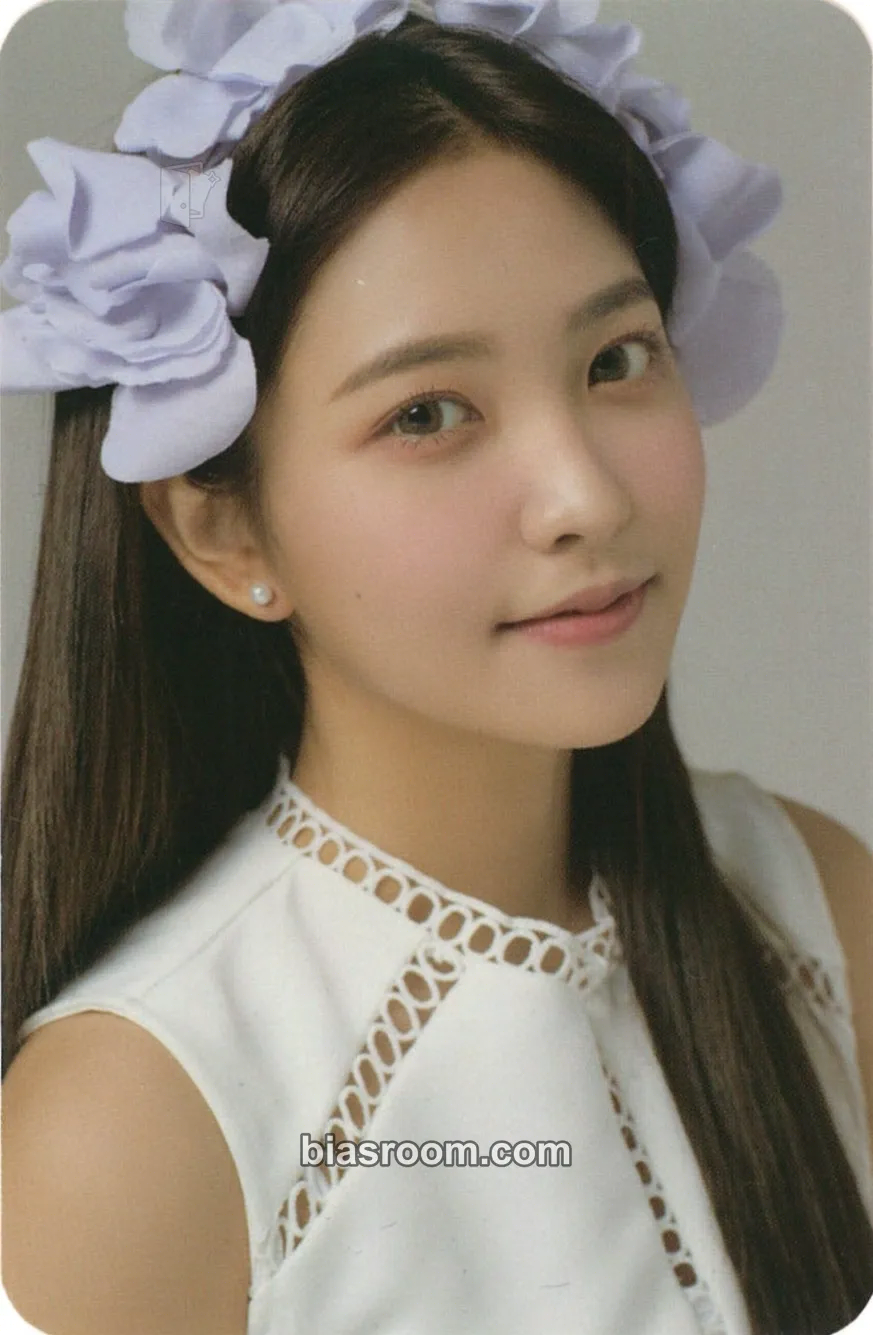 Yeri 2019 Season's Greetings Photocard - Red Velvet - Red Velvet K-pop photocard