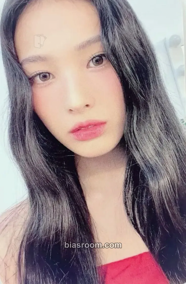 Jini An Iron Hand In A Velvet Glove Photocard - Jini K-pop photocard