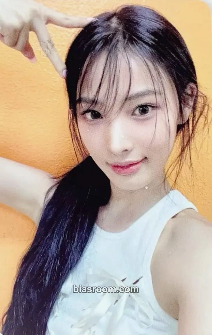 Jini An Iron Hand In A Velvet Glove Photocard - Jini K-pop photocard