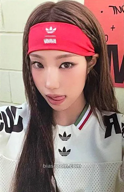 Choi Jungeun Not Just Pretty Photocard - izna - izna K-pop photocard