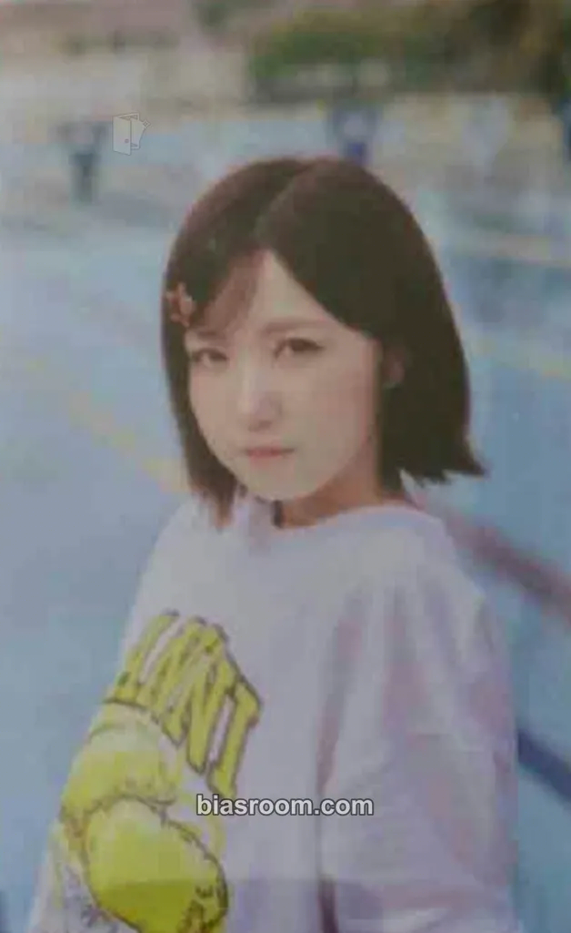 Hitomi iLY Photocard - SAY MY NAME - SAY MY NAME K-pop photocard