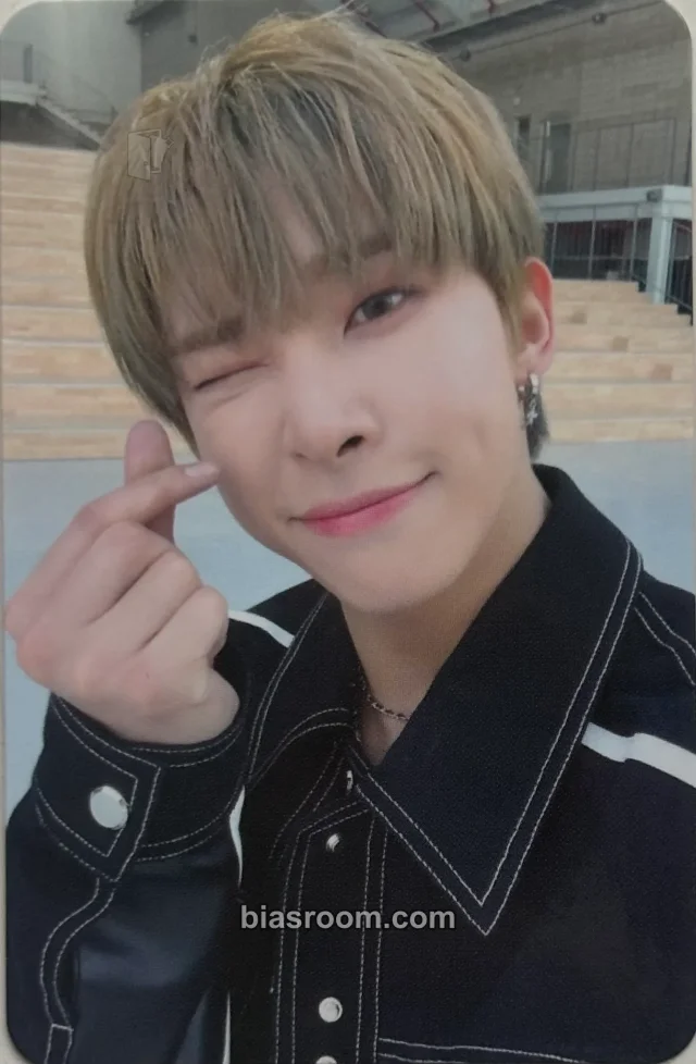 TRENDZ - Leon - BLUE SET Chapter. [NEW DAYZ] Album album photocard korean album printed autographed