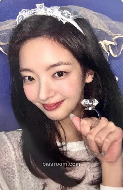 Lia Girls Will Be Girls Photocard - ITZY - ITZY K-pop photocard