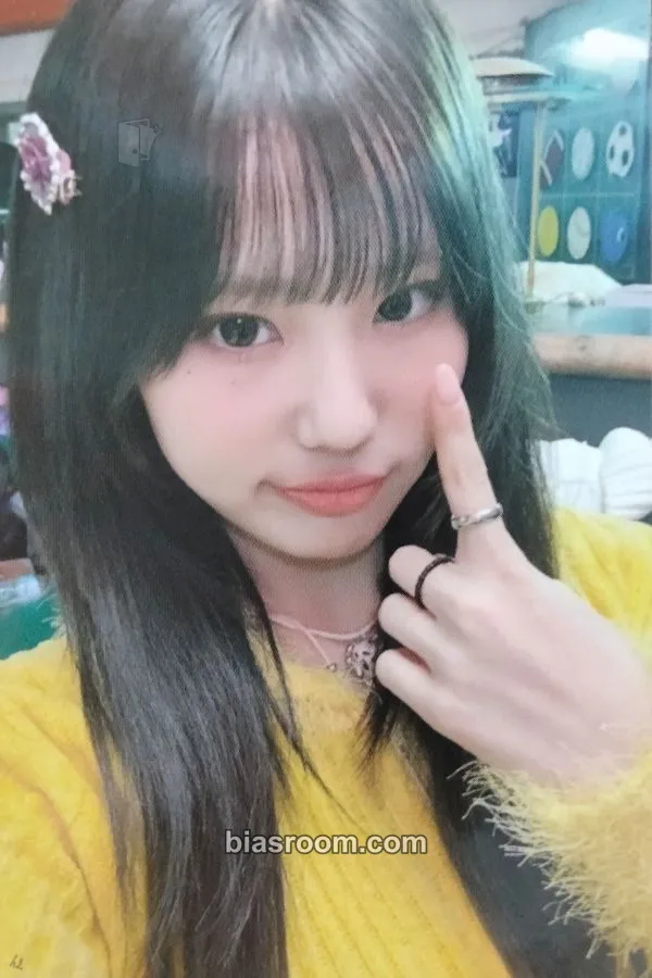 Jieun COLD Photocard - Young Posse - Young Posse K-pop photocard