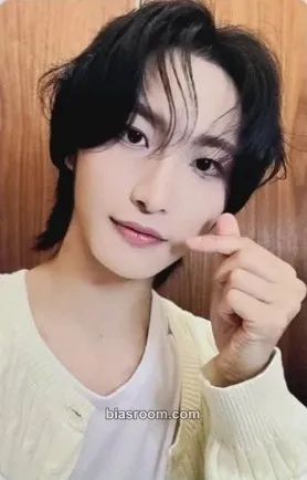 Seonghwa GOLDEN HOUR : Part.1 Photocard - ATEEZ - ATEEZ K-pop photocard