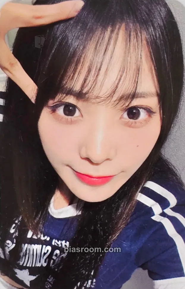 Siyeon In a Million Noises, I'll Be Your Harmony Photocard - QWER - QWER K-pop photocard