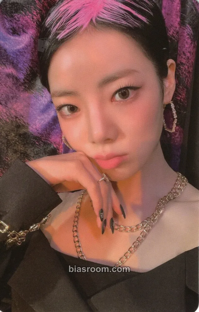 Na Goeun memeM Photocard - PURPLE KISS - PURPLE KISS K-pop photocard