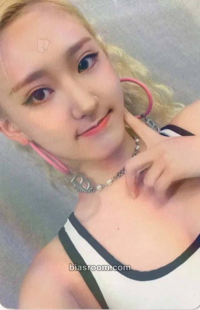 H1-KEY - Hwiseo - RUN Album makestar purchase benefit holographic (hologram)