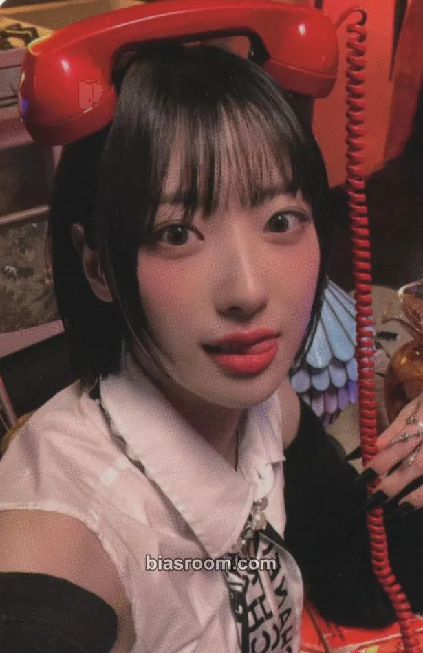 Riina Rose Blossom Photocard - H1-KEY - H1-KEY K-pop photocard